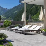 Hotel St. Georg 4*